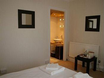 Bridge House Hotel Gunnislake Екстериор снимка
